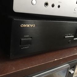 Onkyo T-4040 AM/FM Stereo Tuner