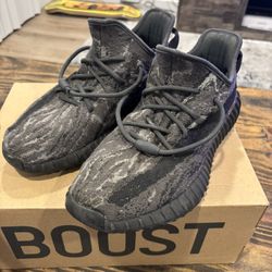 Yeezy Boost 350 V2 MX Dark Salt 2023 - 9.5