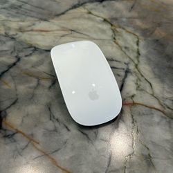 Apple Mouse 