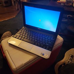 Mini  Dell Laptop 