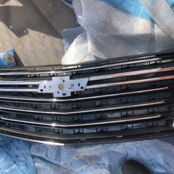 2021-2022 Chevy Traverse Front Grill Oem 