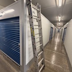 Extension ladder $100