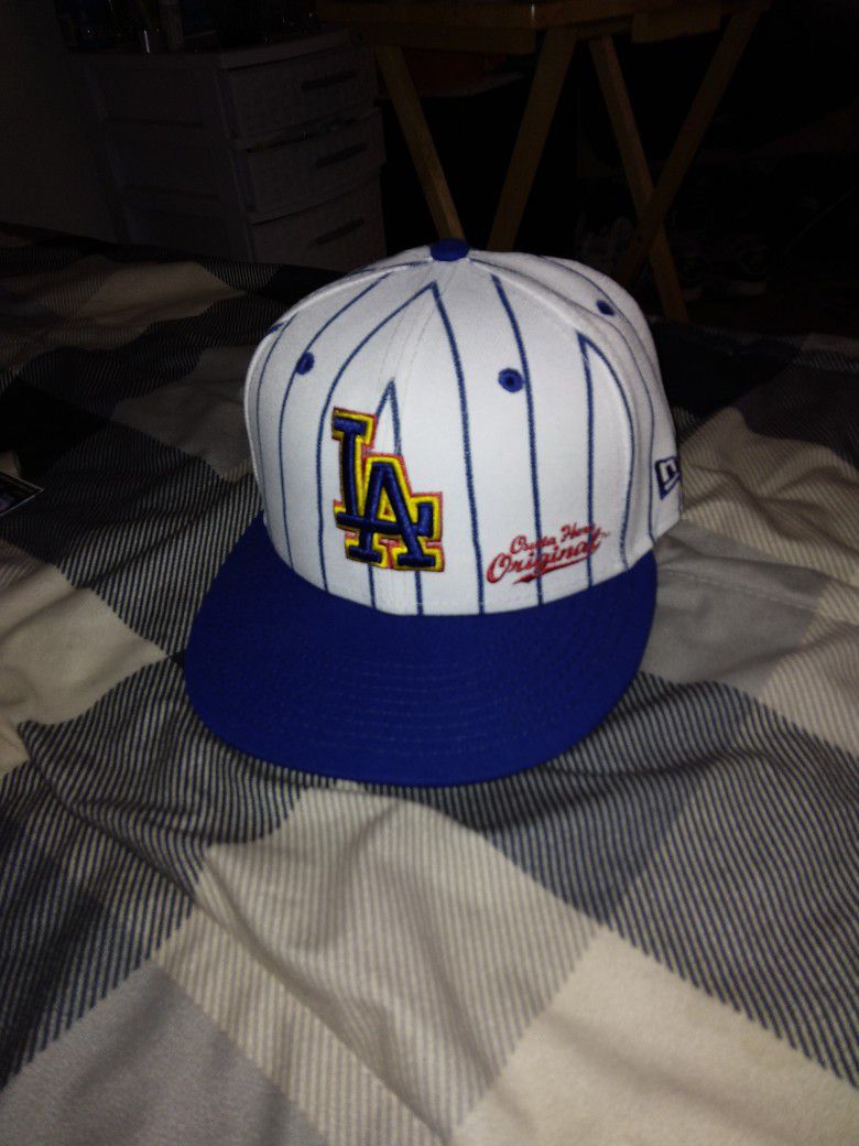 59/50 Big League Chew Dodgers HAT SIZE 7 1/8 TH for Sale in