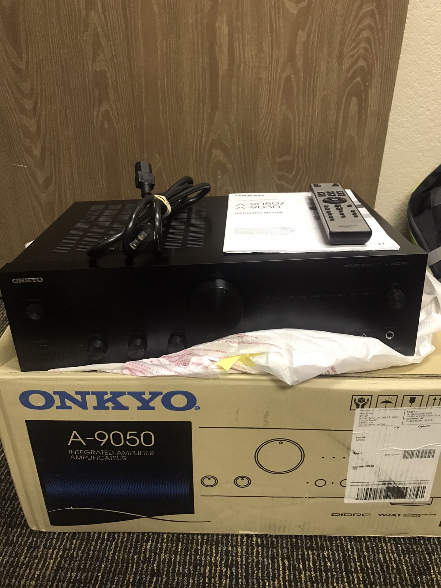 Onkyo A9050 Integrated Stereo Amplifier
