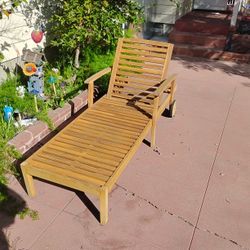 Lounge Chair, Yard, Pool Side 