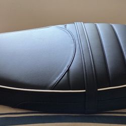 2024 Triumph Bonneville T120 Seat