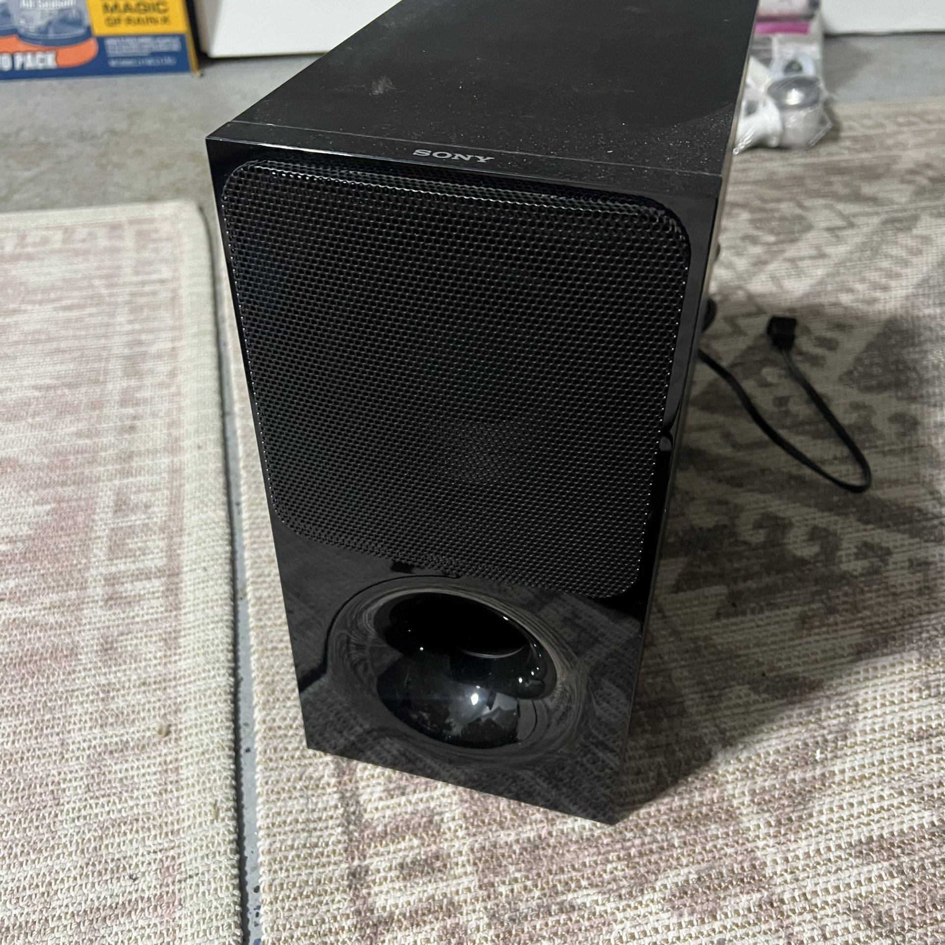 Sony SACT390 Soundbar and Subwoofer for Sale in Kent, WA OfferUp