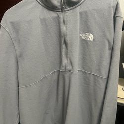 North face sweater