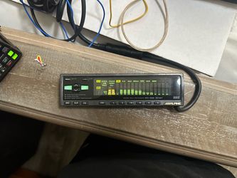 Alpine ERA-G320 DSP Equalizer