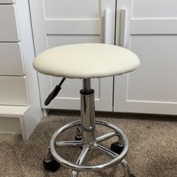 Rolling Stool With Wheels 