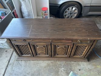 1970’s Montgomery-ward ,8-track ,record Player,and am/fm Radio Cabinet With Storage