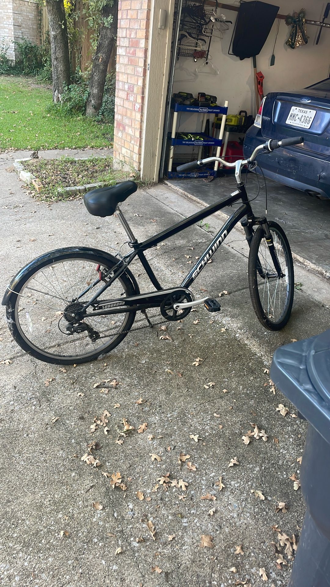 Schwinn hybrid Bike 7 Speed