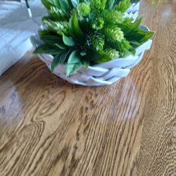 Primi Italian Lattice Bowl - With Removable Silk Plant