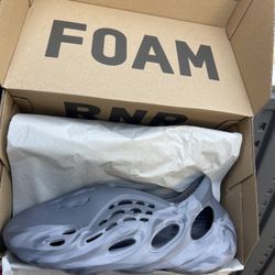 ADIDAS YEEZY FOAM RUNNER MX GRANITE SIZE 8
