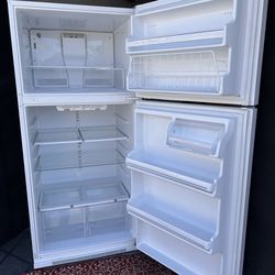 Magic chef refrigerator top freezer and fridge