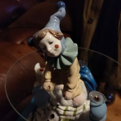 NAO Lladro Small Jester Kneeling Clown JOY Figurine Retired Blue Hat Ruffle 