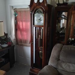 Howard Miller 67th Anniversary Grandfather Clock' From The 90s