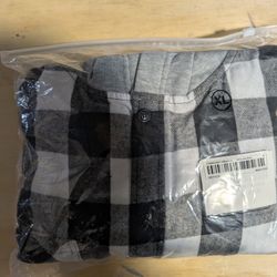 XL Black Hoodie Shirt 