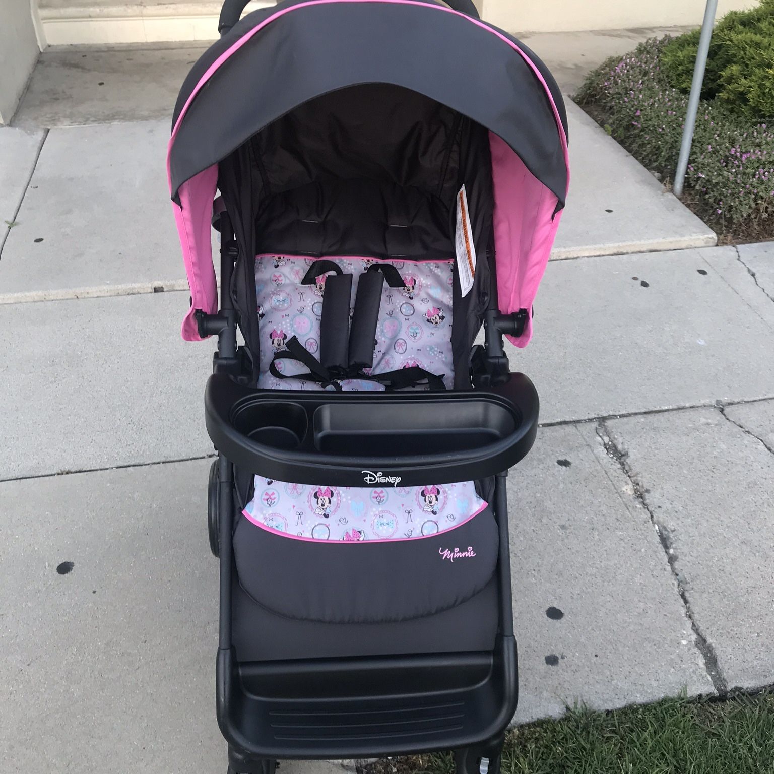 Disney Minnie Mouse Stroller/car seat Combo With Base