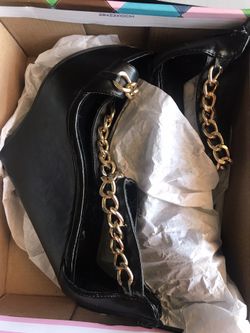 Black Shoe