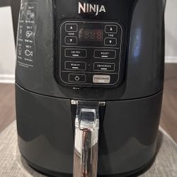 Ninja 4QT Air Fryer 