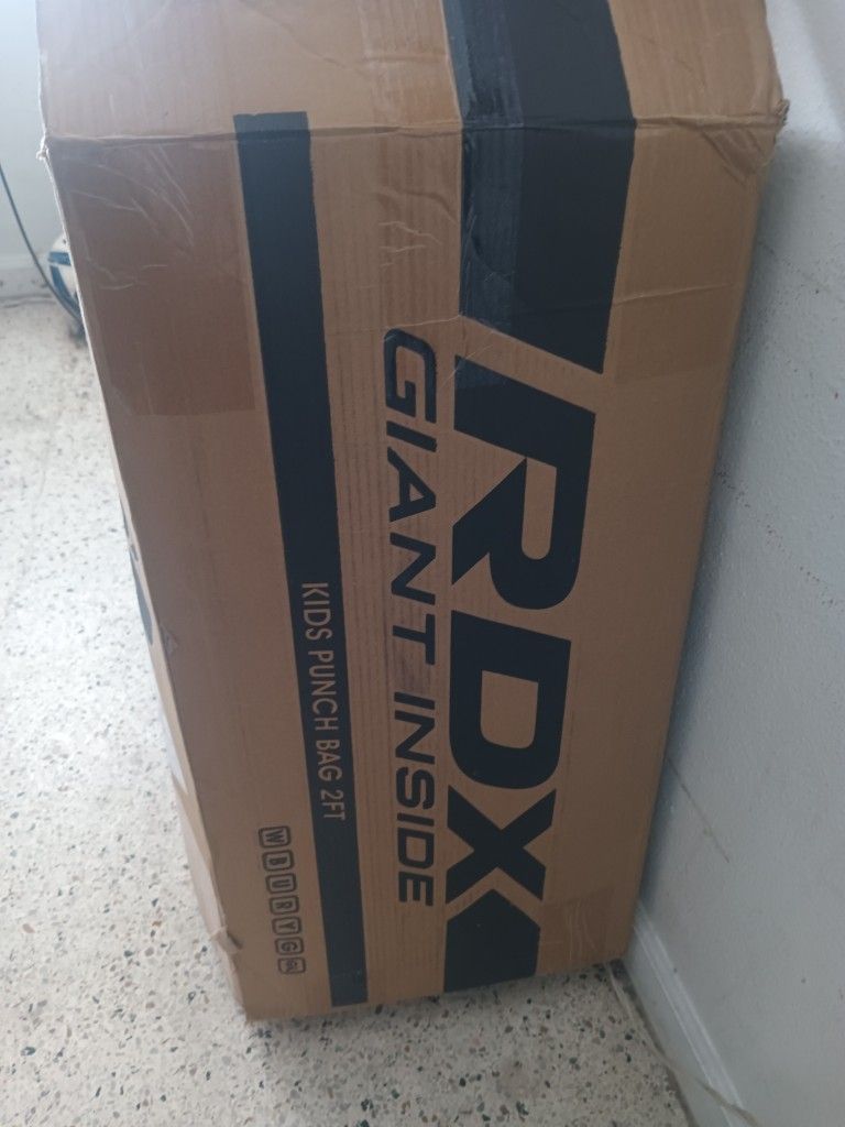 Kids Punching Bag Comes With Gloves