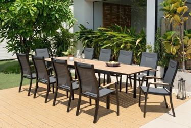 *BRAND NEW* 11 Piece 118" Rectangular Extendable Aluminum Outdoor Dining Set