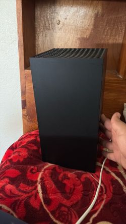 Xbox series x 1TB hdmi ,Cords and a pink controller