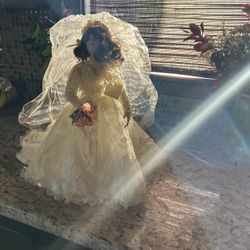 The Grandmother Dress Porcelain Bridal Doll