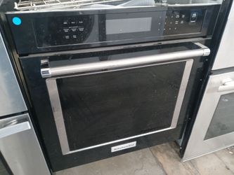 KitchenAid 27" black single wall oven - Free delivery