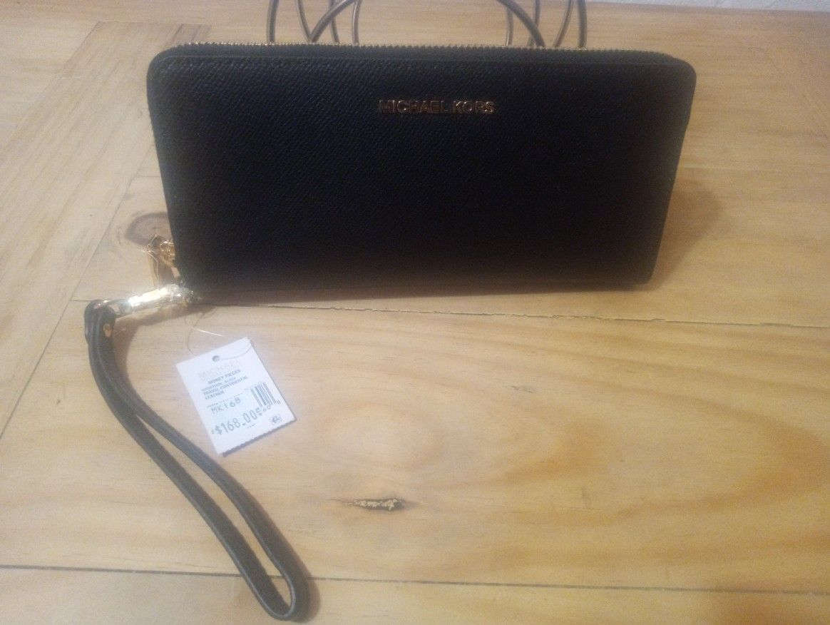 Michael Kors Clutch NWT