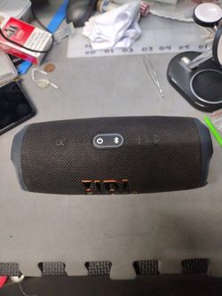 JBL CHARGE 5 Bluetooth portable/recargable speaker