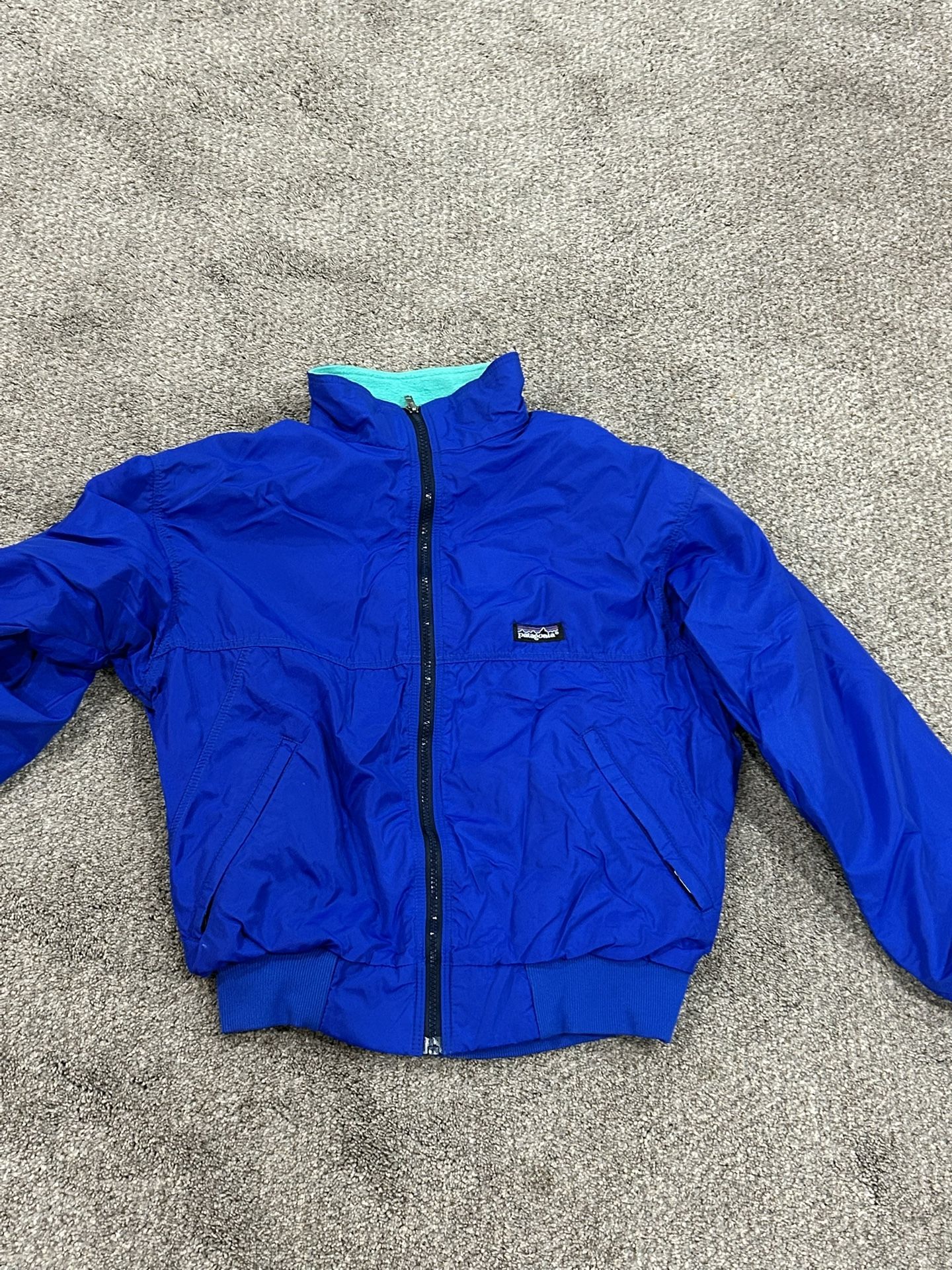 ✨ Vintage Patagonia Jacket – Women’s Small (Fits Kids 10–12 Too) – Fleece-Lined ✨