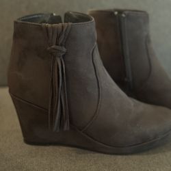 JG Gray Wedge Bootie with Tassle