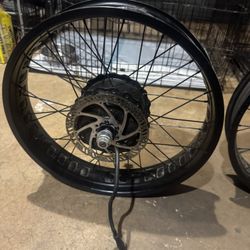 Super 73 Z1   