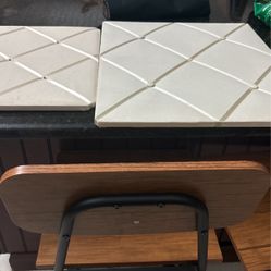 Pictures Holder Looks brand new