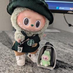 Mini Labubu + Backpack - Does Your Labubu Have A Labubu?