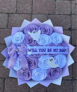Halloween Ghost Rose Bouquet