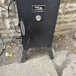 Masterbuilt Electric Smoker