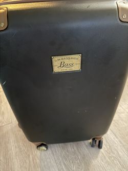 G.H. Bass & Co. Carry on