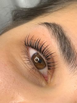 Lashes lift