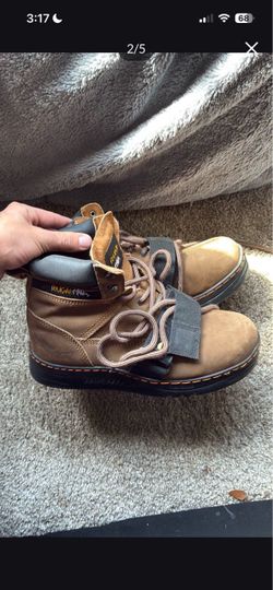 Cougar paw roof boots size 11