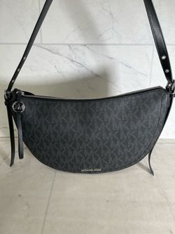Michael Kors Camden Handbag – Black Leather (NWT) (A1G001014)