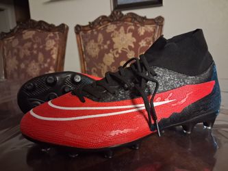 Soccer cleats us size 9