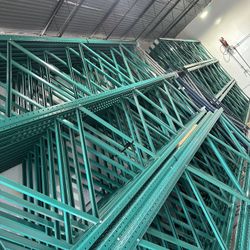 Pallet Racks 
