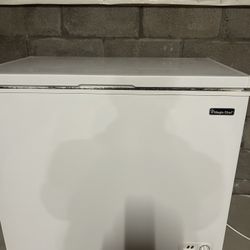 Magic chef chest Freezer