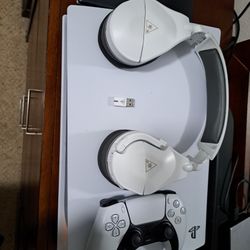 PS5 Disk Edition Console ONLY 420 OR With MW3 / MW2 And Headset