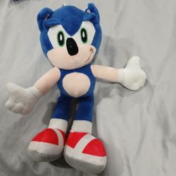 Sonic Plushie