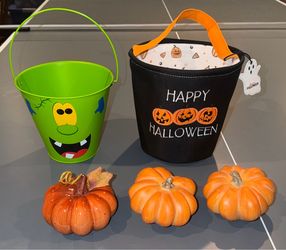 Halloween Decor Bundle – 5 Pieces