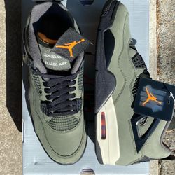 DS Undefeated x Jordan 4 Size 12.5M